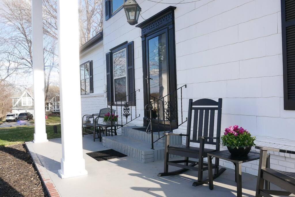 1908 Modern Farmhouse On Large Private Treed Lot Shawnee Εξωτερικό φωτογραφία