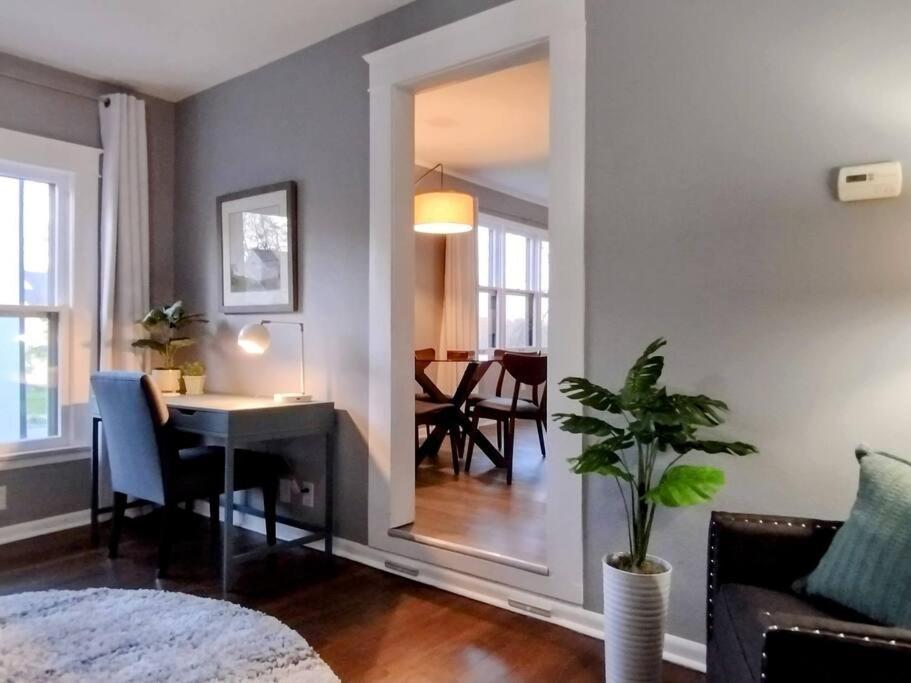 1908 Modern Farmhouse On Large Private Treed Lot Shawnee Εξωτερικό φωτογραφία