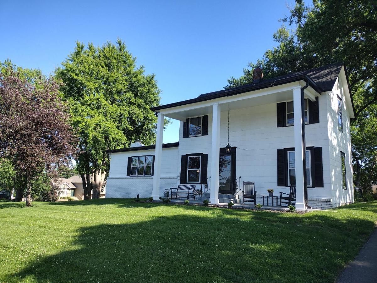 1908 Modern Farmhouse On Large Private Treed Lot Shawnee Εξωτερικό φωτογραφία